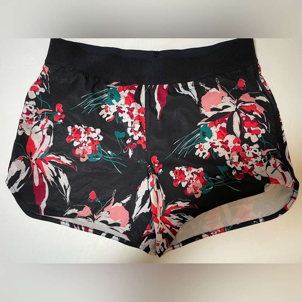 Athleta Derek Lam IOC Shorts, floral. Size M
